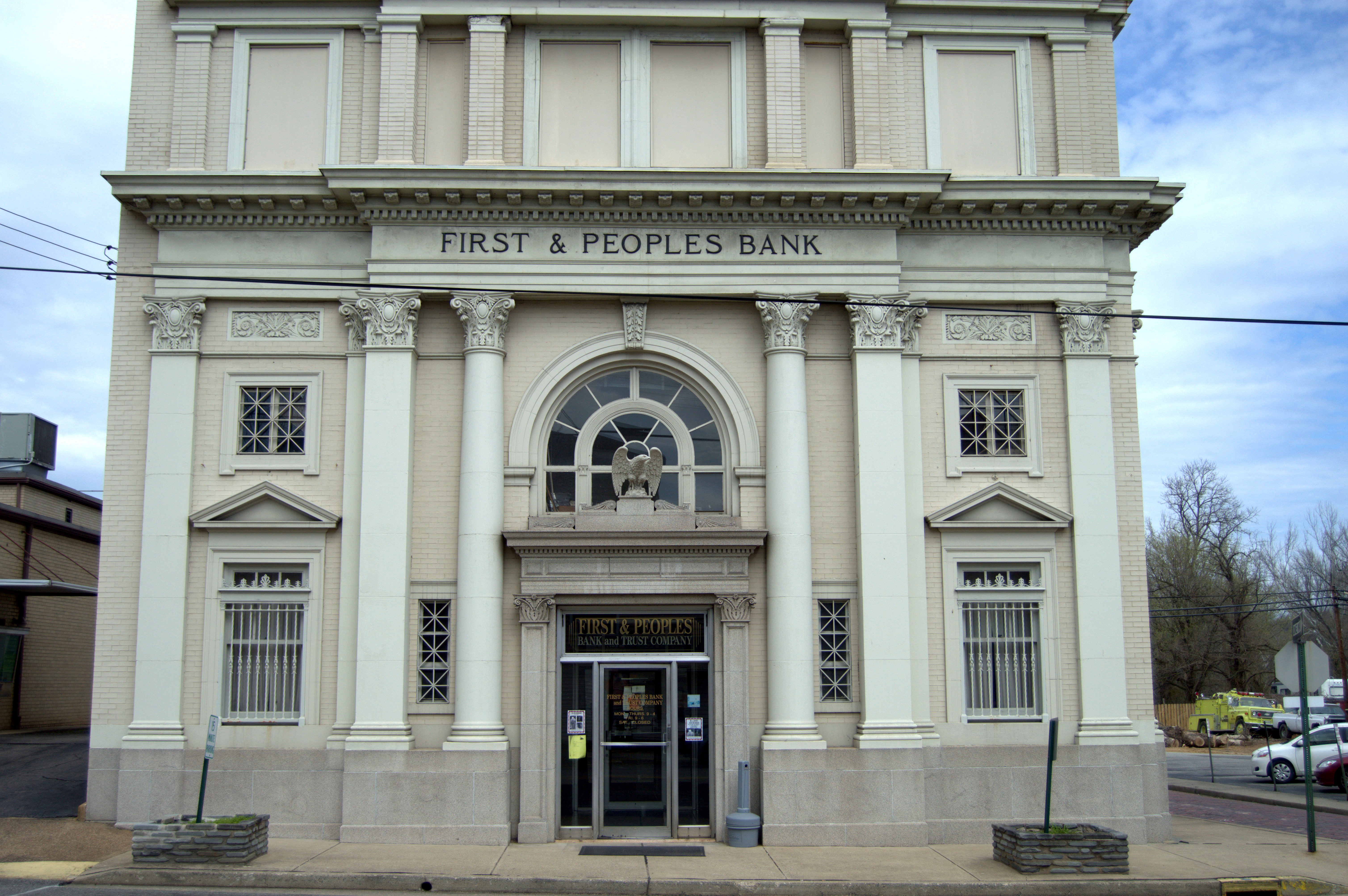 Former Downtown Russell building